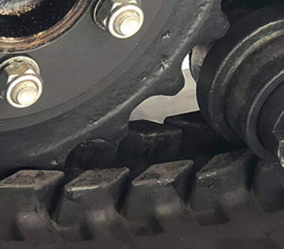 The 3 advantages of Anti Vibration Rubber Tracks (AVT)