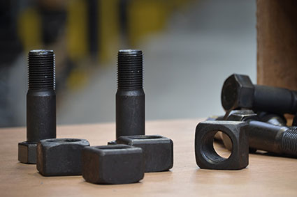 bouten-en-moeren-vematrack-min